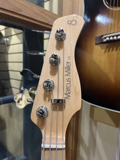 MARCUS MILLER - Sire U5 Short Scale Bass 3